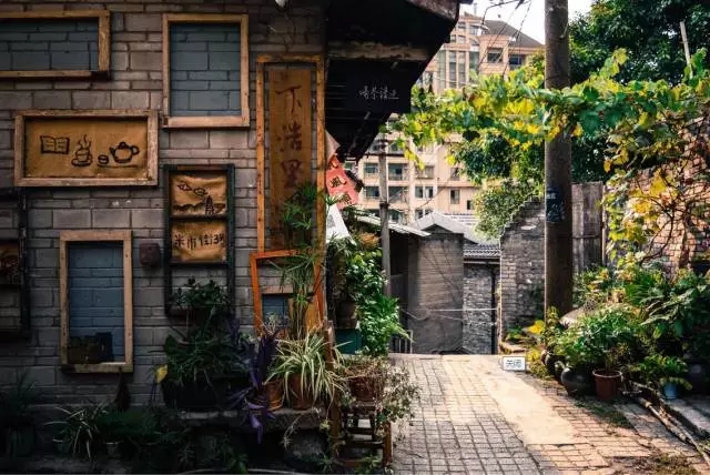 走过这几处藏在山城角落的寻常巷陌，才算真正体验到了重庆的味道！