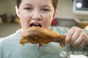6岁男孩基本不碰蔬菜 被查出脂肪肝