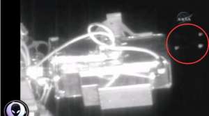NASA视频显示6架UFO神秘驶过国际空间站