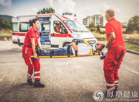北京：救护车送病人须兼顾患者及家属意愿