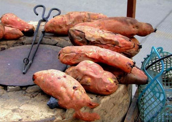 还记得老北京胡同儿里的烤白薯吗？ “京味儿”甘薯重回市场