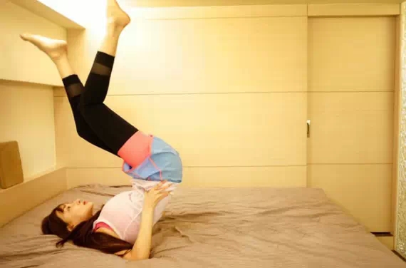 睡前健身小动作，教你快速入眠