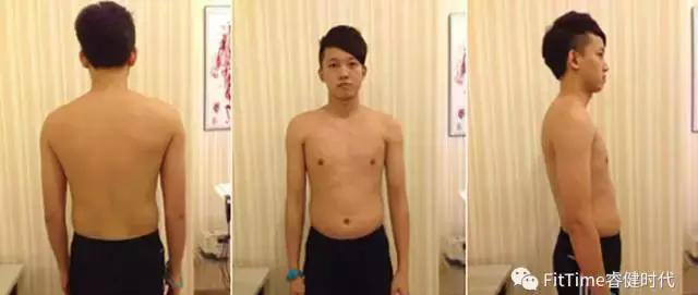 健身三年，他从瘦弱少年变成腹肌型男